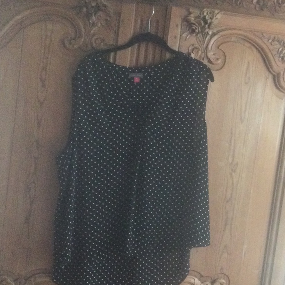 Polka dot shell